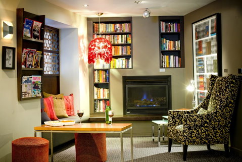 Alto Hotel On Bourke - Tourism Guide 2