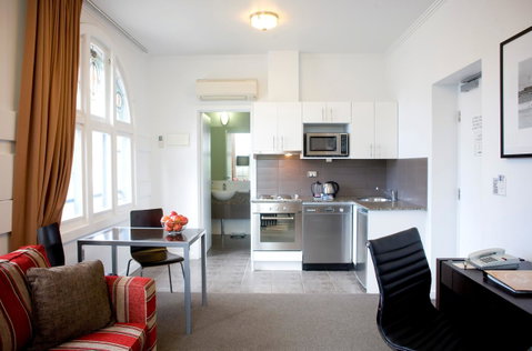 Alto Hotel On Bourke - Tourism Guide 33