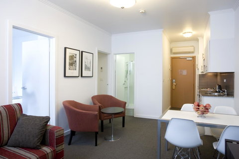 Alto Hotel On Bourke - Tourism Guide 20