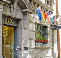Alto Hotel On Bourke - Tourism Guide