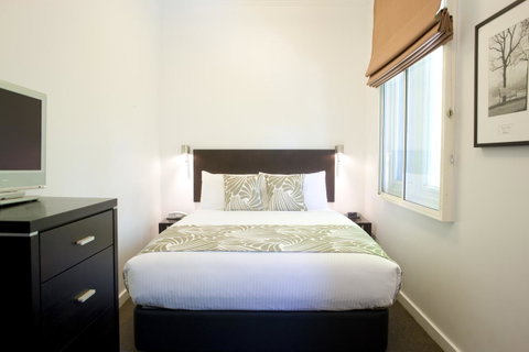 Alto Hotel On Bourke - Tourism Guide 32