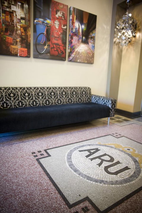 Alto Hotel On Bourke - Tourism Guide 8