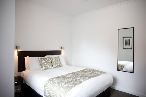 Alto Hotel On Bourke - Tourism Guide 11