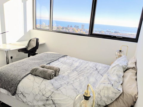 Breathtaking View Apartment With Gym & Sauna - Tourism Guide 15