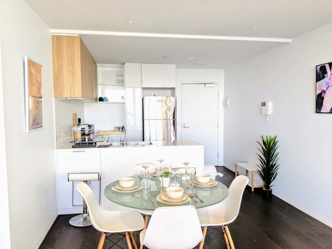 Breathtaking View Apartment With Gym & Sauna - Tourism Guide 0