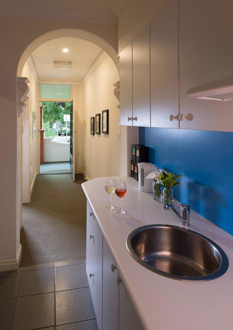 Athelstane House - Travel Search 12