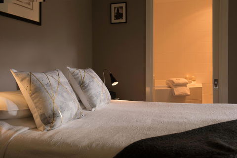 Athelstane House - Travel Search 30
