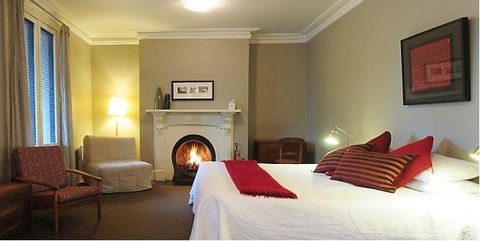 Athelstane House - Travel Search 8