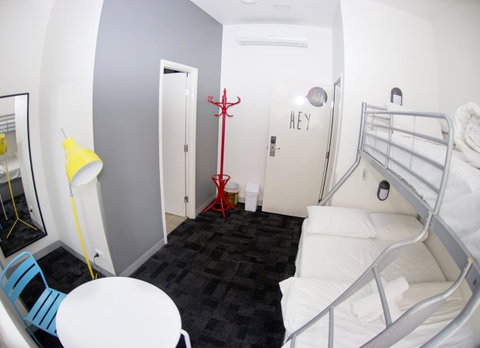 Roamer Melbourne - Formerly Selina Central Melbourne - Tourism Guide 25