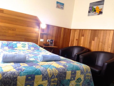 Pelicans Motel San Remo - Cruises Travel 7