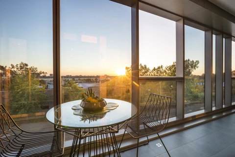 Quest Flemington Central - Tourism Guide 4