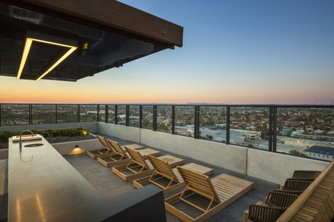 Quest Flemington Central - Tourism Guide 7