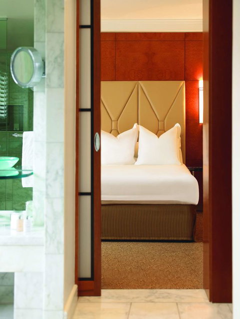 Park Hyatt Melbourne - Tourism Guide 13