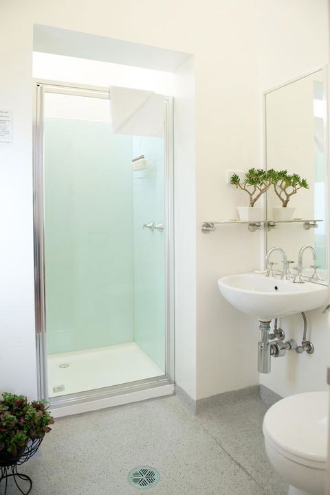Hotel Claremont Guest House - Travel Search 36