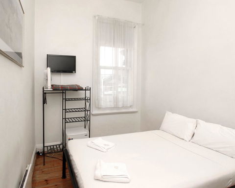 Hotel Claremont Guest House - Travel Search 27