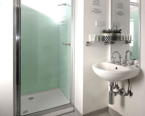 Hotel Claremont Guest House - Travel Search 7