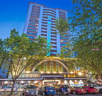 Mantra on Russell - Tourism Guide