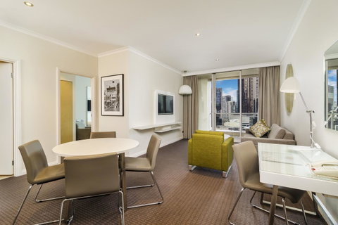 Clarion Suites Gateway - Tourism Guide 9