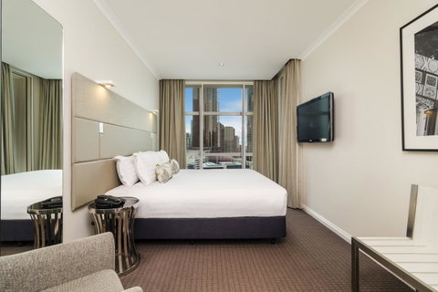 Clarion Suites Gateway - Tourism Guide 10