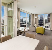 Clarion Suites Gateway - Tourism Guide