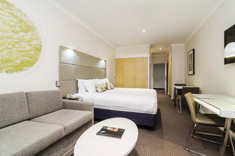 Clarion Suites Gateway - Tourism Guide 13