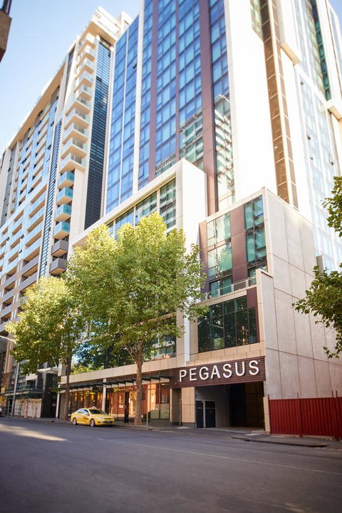 Pegasus Apart-Hotel - Tourism Guide 3