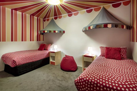 Pegasus Apart-Hotel - Tourism Guide 30