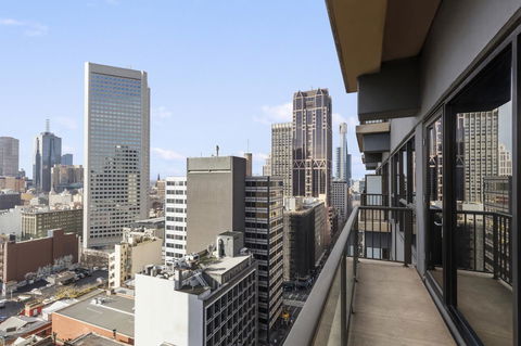Adina Apartment Hotel Melbourne - Tourism Guide 9