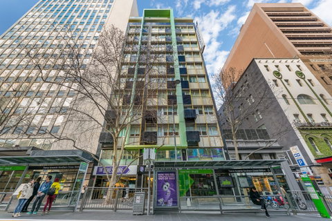 BreakFree On Collins - Tourism Guide 0