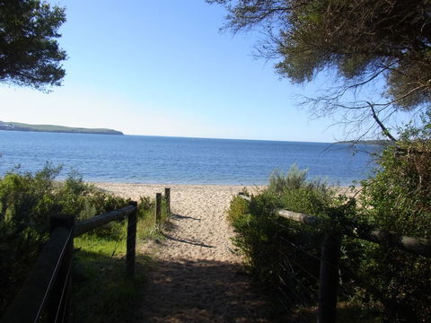 Black Dolphin Beach Penthouse - Cruises Travel 3