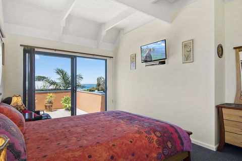 Black Dolphin Beach Penthouse - Cruises Travel 6