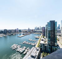Pars Apartments - Collins Wharf Waterfront Docklands - Cruises Travel