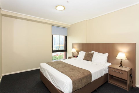 Paramount Apartments Melbourne - Tourism Guide 36