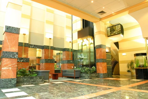 Paramount Apartments Melbourne - Tourism Guide 9