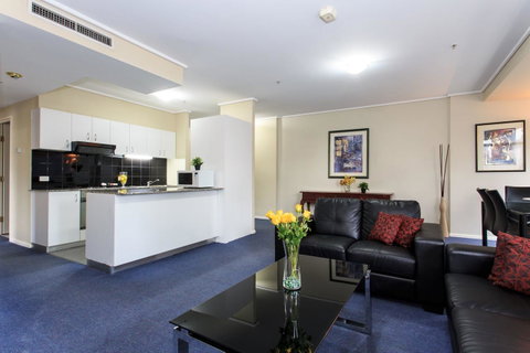 Paramount Apartments Melbourne - Tourism Guide 26