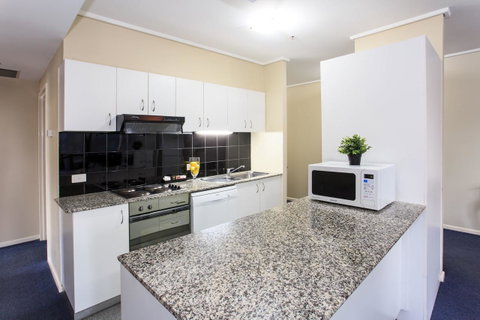 Paramount Apartments Melbourne - Tourism Guide 28
