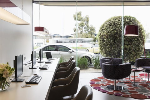 Pullman Melbourne Albert Park - Tourism Guide 18