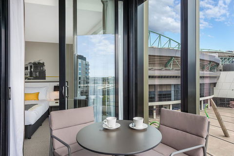 Peppers Docklands - Tourism Guide 25