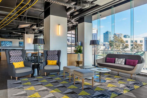 Peppers Docklands - Tourism Guide 43