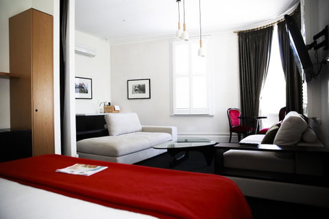 Middle Park Hotel - Tourism Guide 8