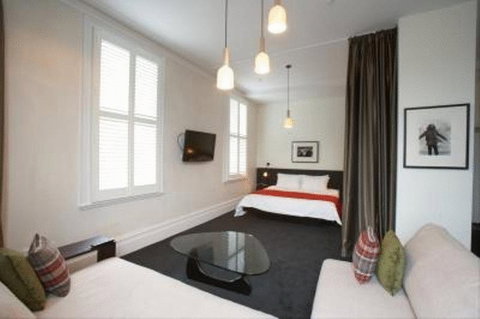 Middle Park Hotel - Tourism Guide 23
