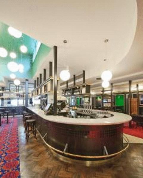 Middle Park Hotel - Tourism Guide 11