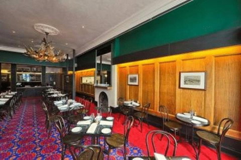 Middle Park Hotel - Tourism Guide 19