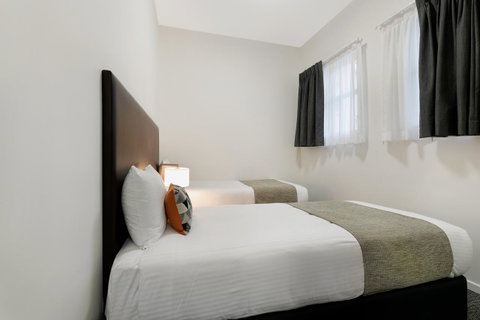 Melbourne CBD Central Apartment Hotel Official - Tourism Guide 14