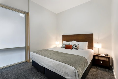 Melbourne CBD Central Apartment Hotel Official - Tourism Guide 16