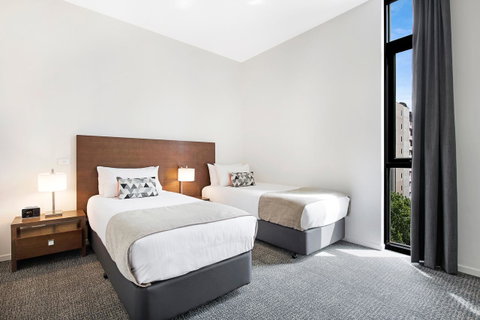 Melbourne CBD Central Apartment Hotel Official - Tourism Guide 11