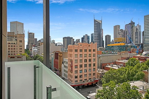 Melbourne CBD Central Apartment Hotel Official - Tourism Guide 8