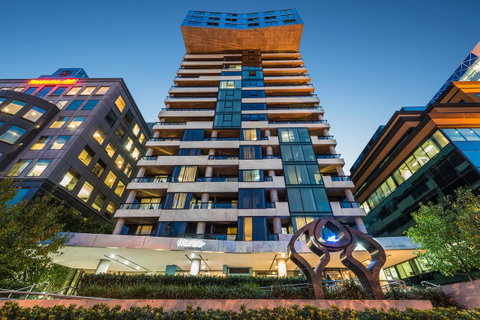 Mantra St Kilda Road - Tourism Guide 0