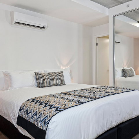 Mantra St Kilda Road - Tourism Guide 32