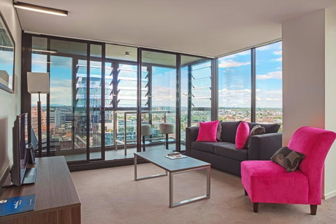 Mantra St Kilda Road - Tourism Guide 2